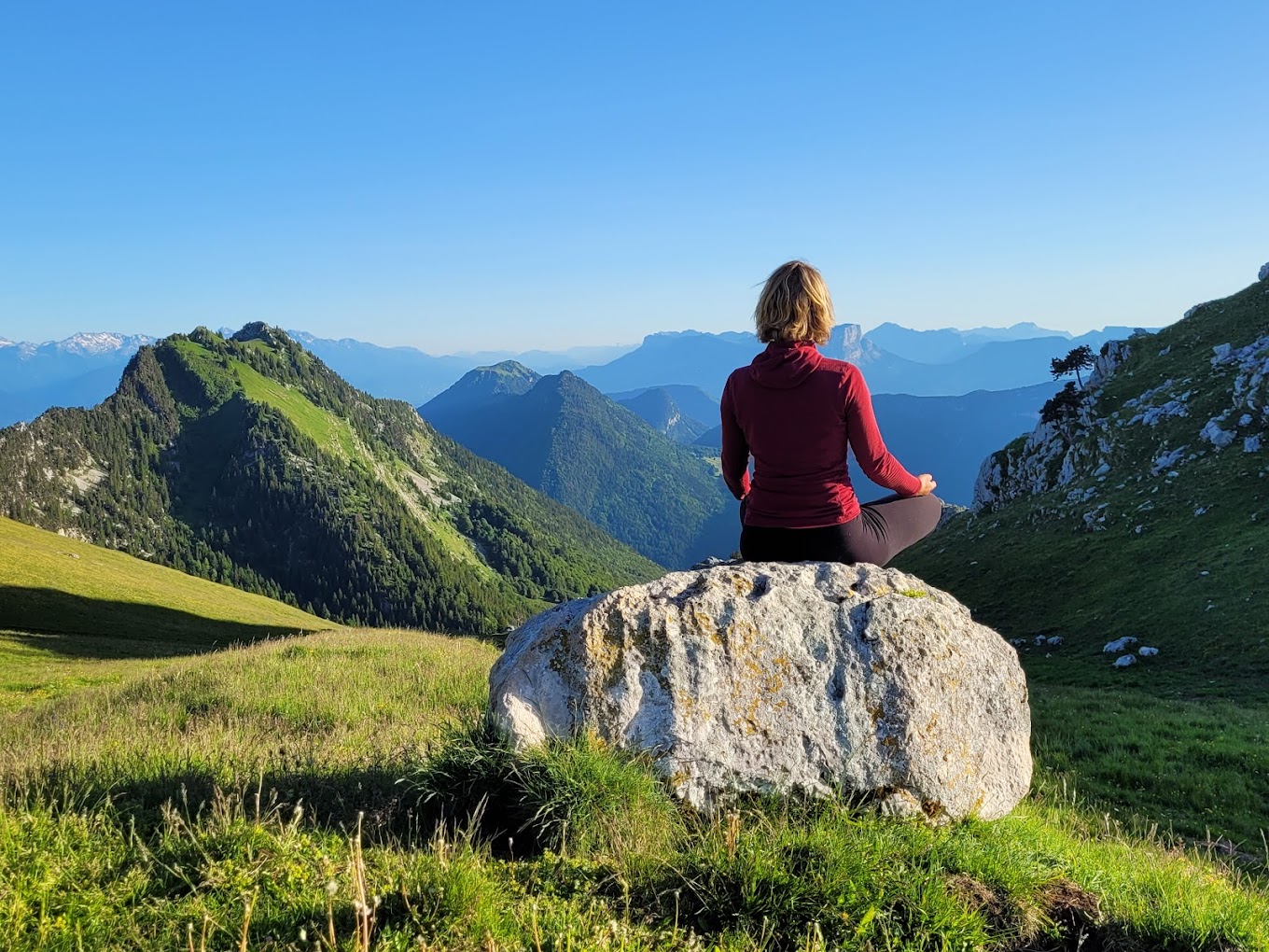 Professeur Yoga NATURE INTéRIEURE Caroline Gudefin